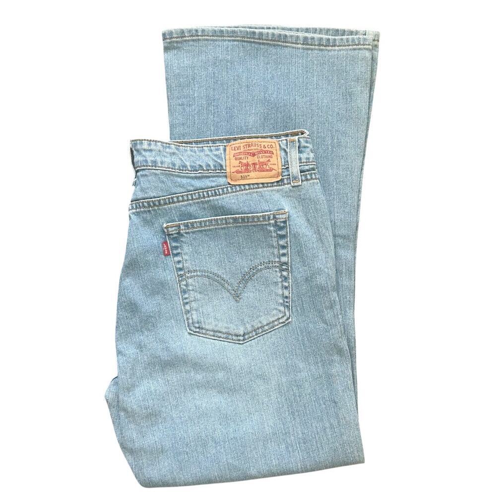 Vintage Levis 519 Wide Flared Leg Denim Jeans Hippie Coastal Feminine Size 17